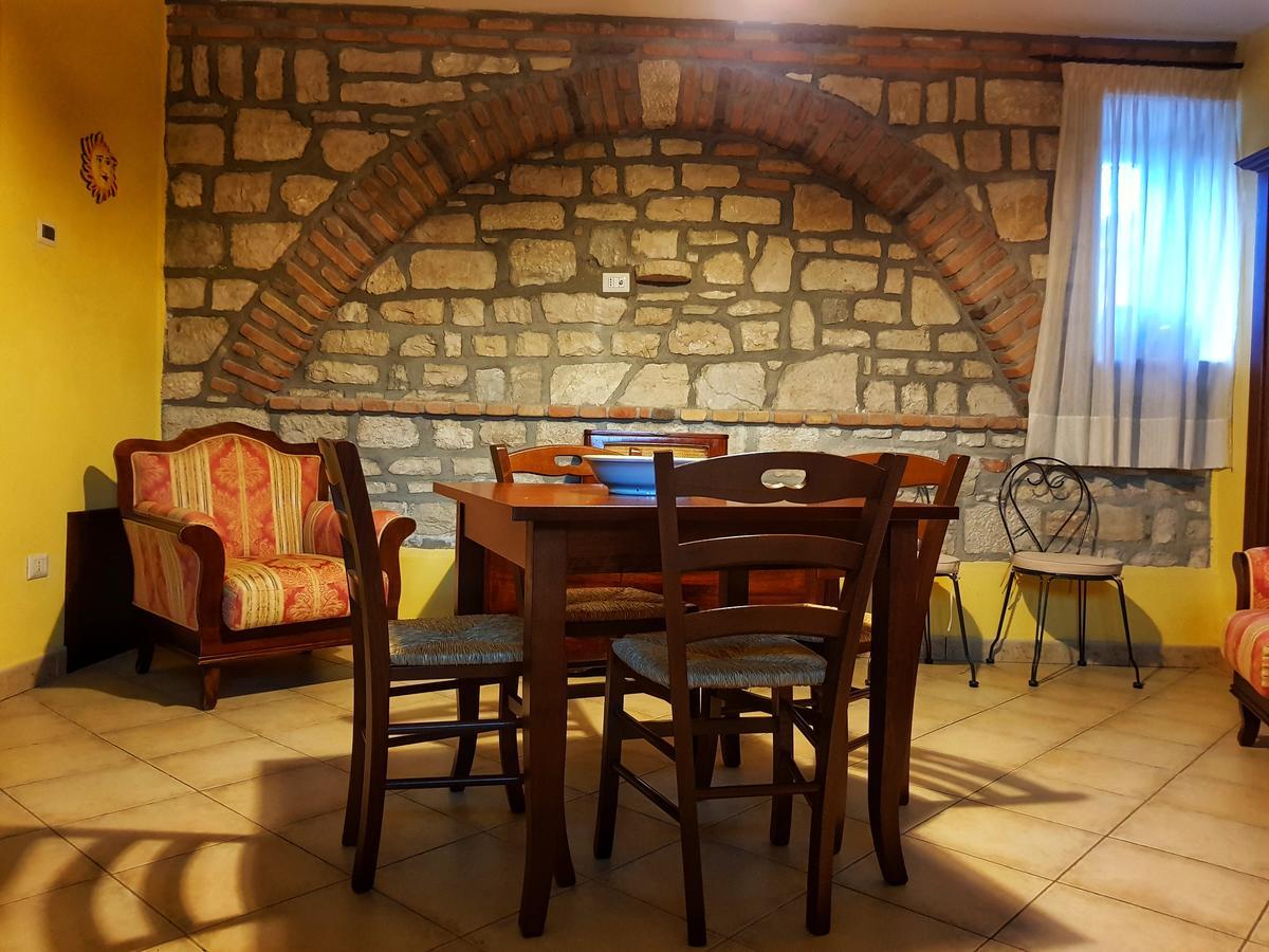 La Taverna Morcone Exterior photo